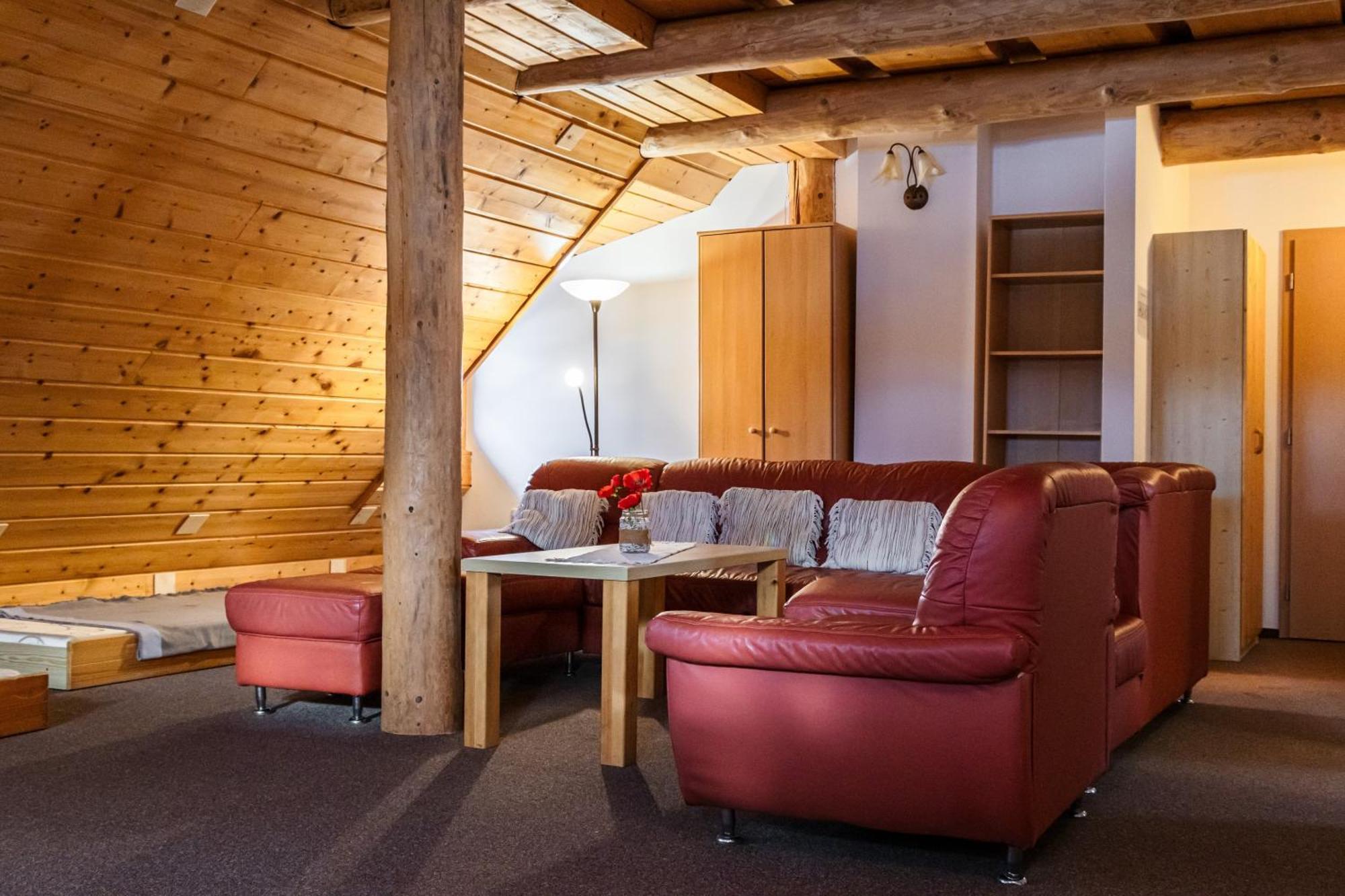 Hotel Grun Mosty u Jablunkova Εξωτερικό φωτογραφία